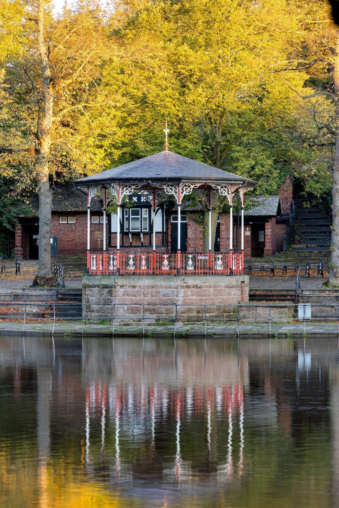 Gamul Place - Quiet City Centre Chester Bagian luar foto